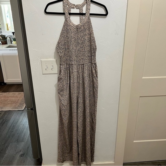 Jessica Simpson Cheetah Print Wide Leg Jumpsuit Large - Picture 1 of 6